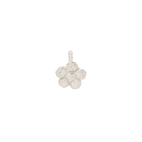 HAMMERED FLOWER STUD SILVER
